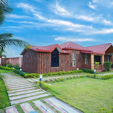 Gharana Resort !! Best Family Resort Near Kolkata With Swimming Pool !! Singur Exterior photo