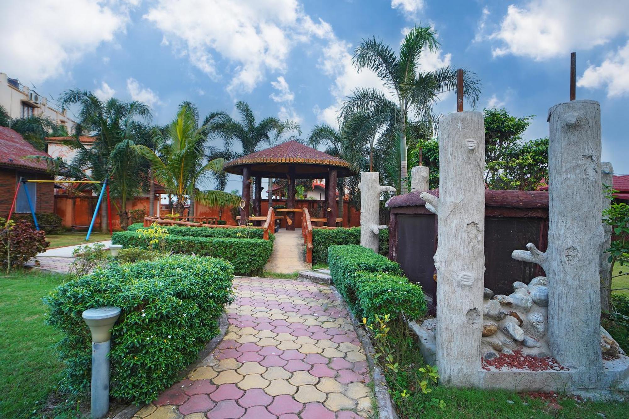 Gharana Resort !! Best Family Resort Near Kolkata With Swimming Pool !! Singur Exterior photo