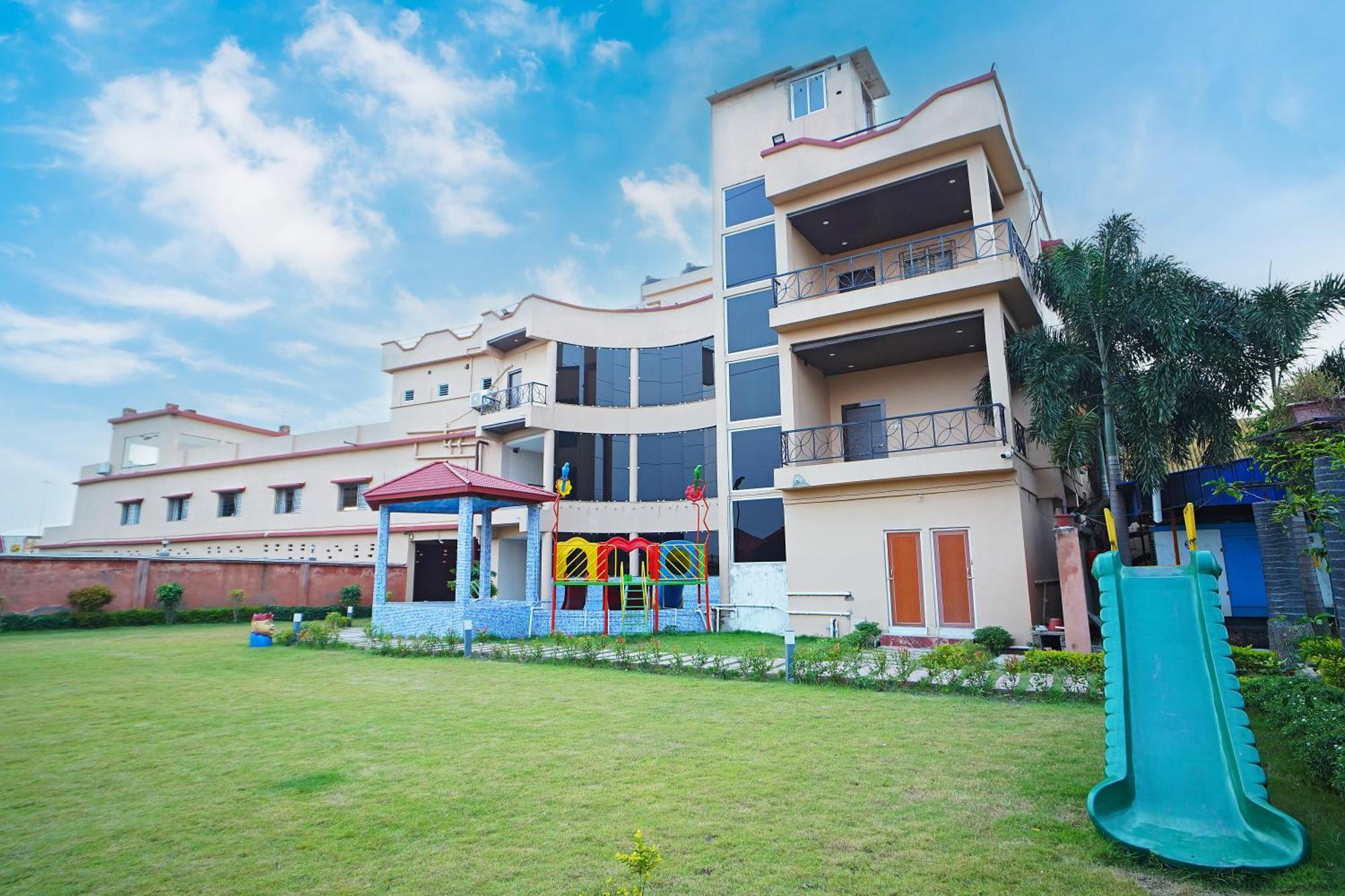 Gharana Resort !! Best Family Resort Near Kolkata With Swimming Pool !! Singur Exterior photo